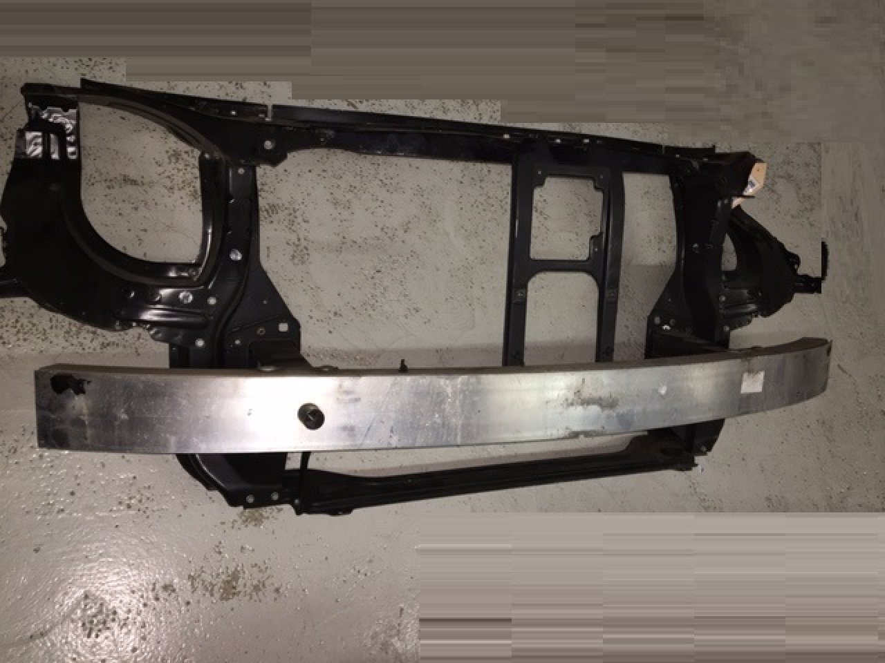 Scheinwerferträger W164 für Mercedes-Benz Scheinwerferträger W164 für Mercedes-Benz