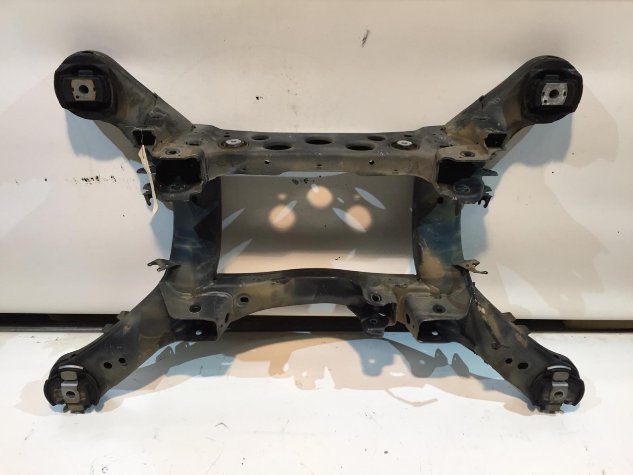 Hinterachsträger  10KM  für Mercedes-Benz  Hinterachsträger  10KM  für Mercedes-Benz