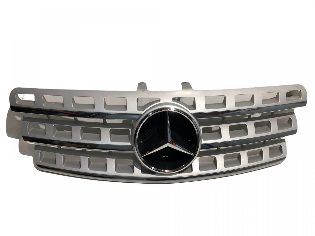 Grill / Kühlerverkleidung   für Mercedes-Benz 